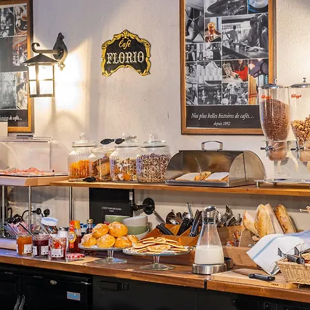 The Originals Boutique, Le Marignan,le Havre Centre Gare Гавр