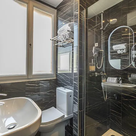 The Originals Boutique, Le Marignan,le Havre Centre Gare لو هافر