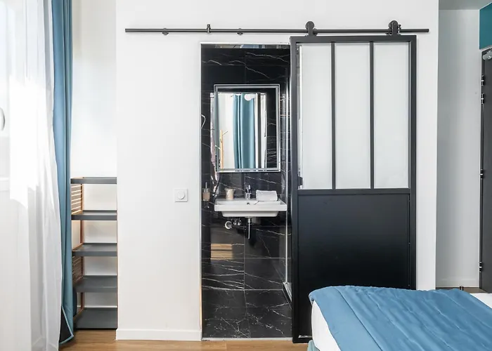 The Originals Boutique, Le Marignan,le Havre Centre Gare 3*