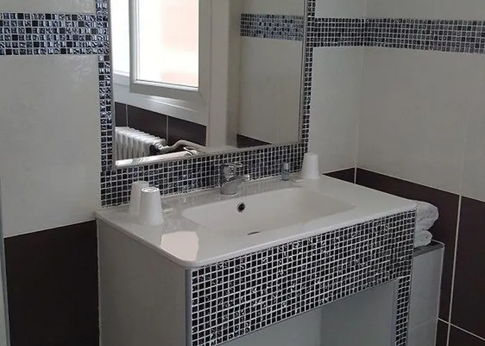 The Originals Boutique, Le Marignan,le Havre Centre Gare Hotel Le Havre