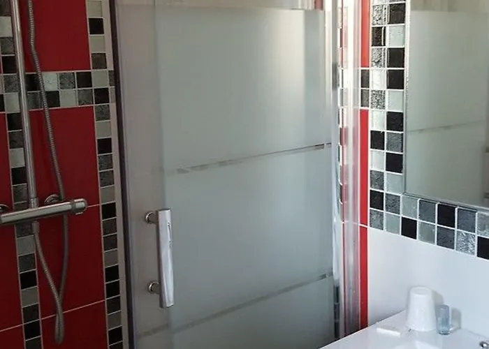 The Originals Boutique, Le Marignan,le Havre Centre Gare 3* Le Havre