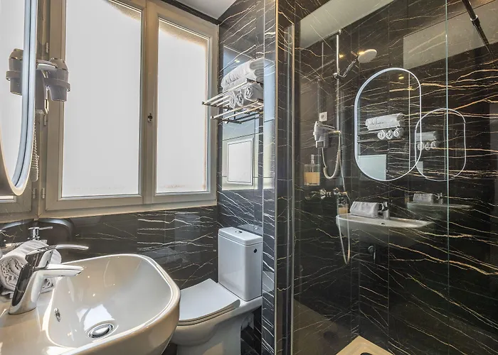 The Originals Boutique, Le Marignan,le Havre Centre Gare 르아브르